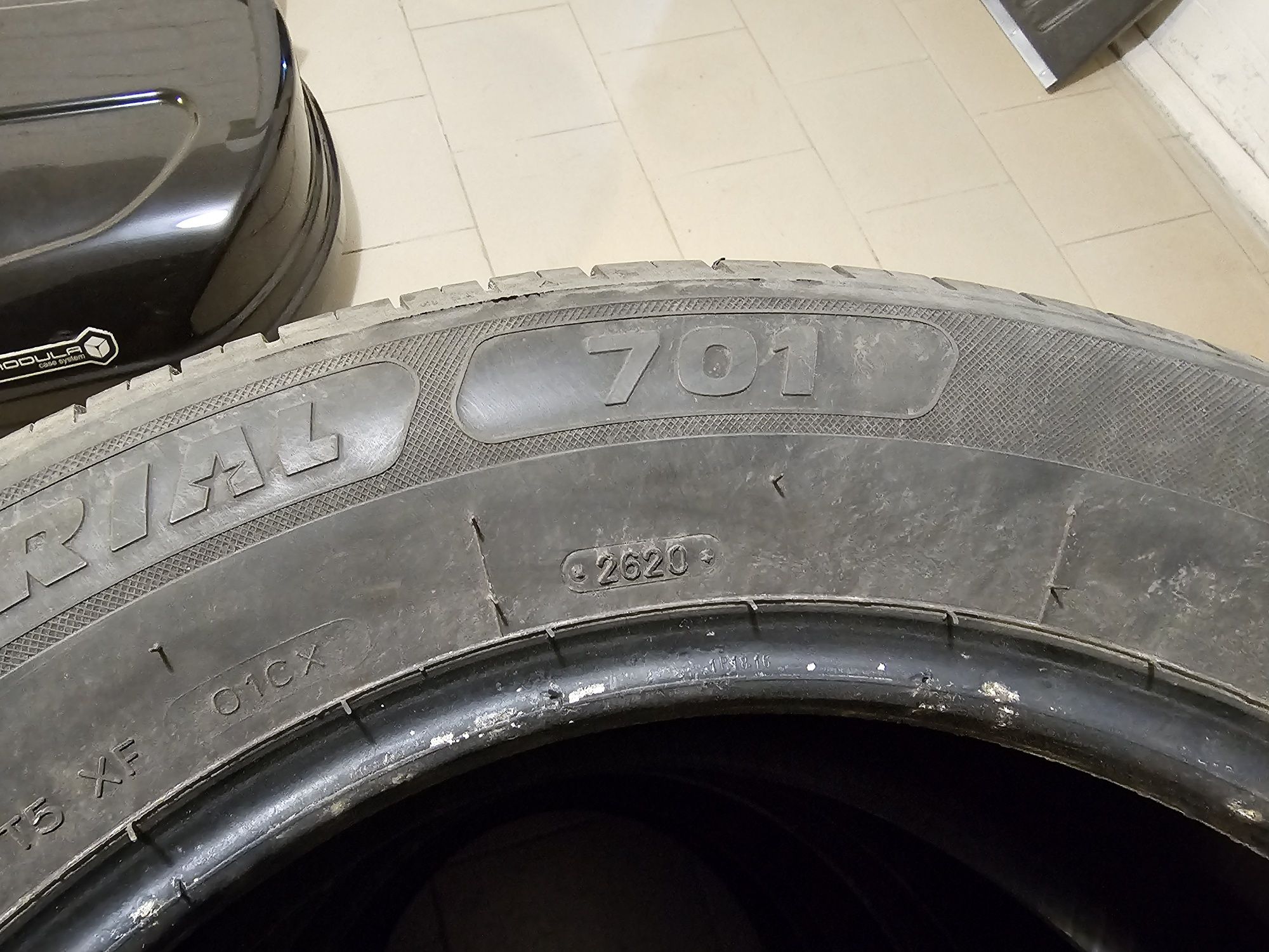 Продам резину 235/60 R18