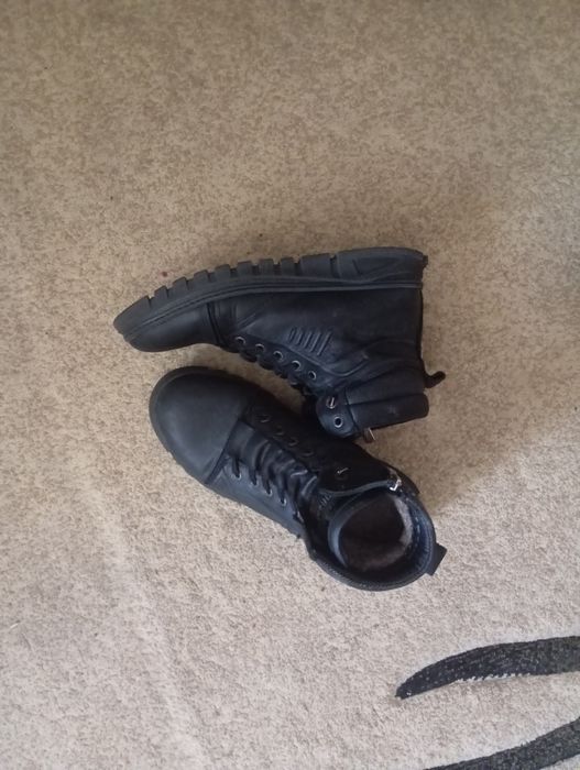 Кожаные на цигейке зимние ботинки на мальчика, 38 размер.