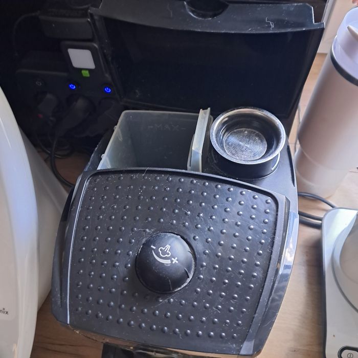 Ekspres do kawy DeLonghi typ EC151.B