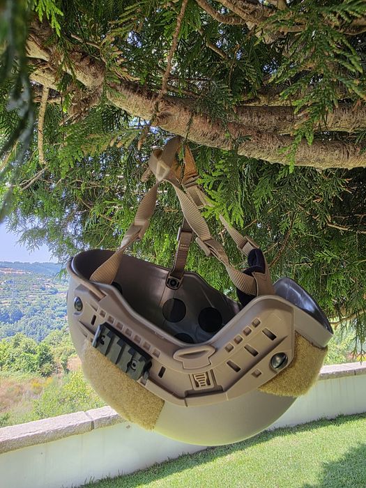 Airsoft Capacete Fast Helmet coyote Nunca usado