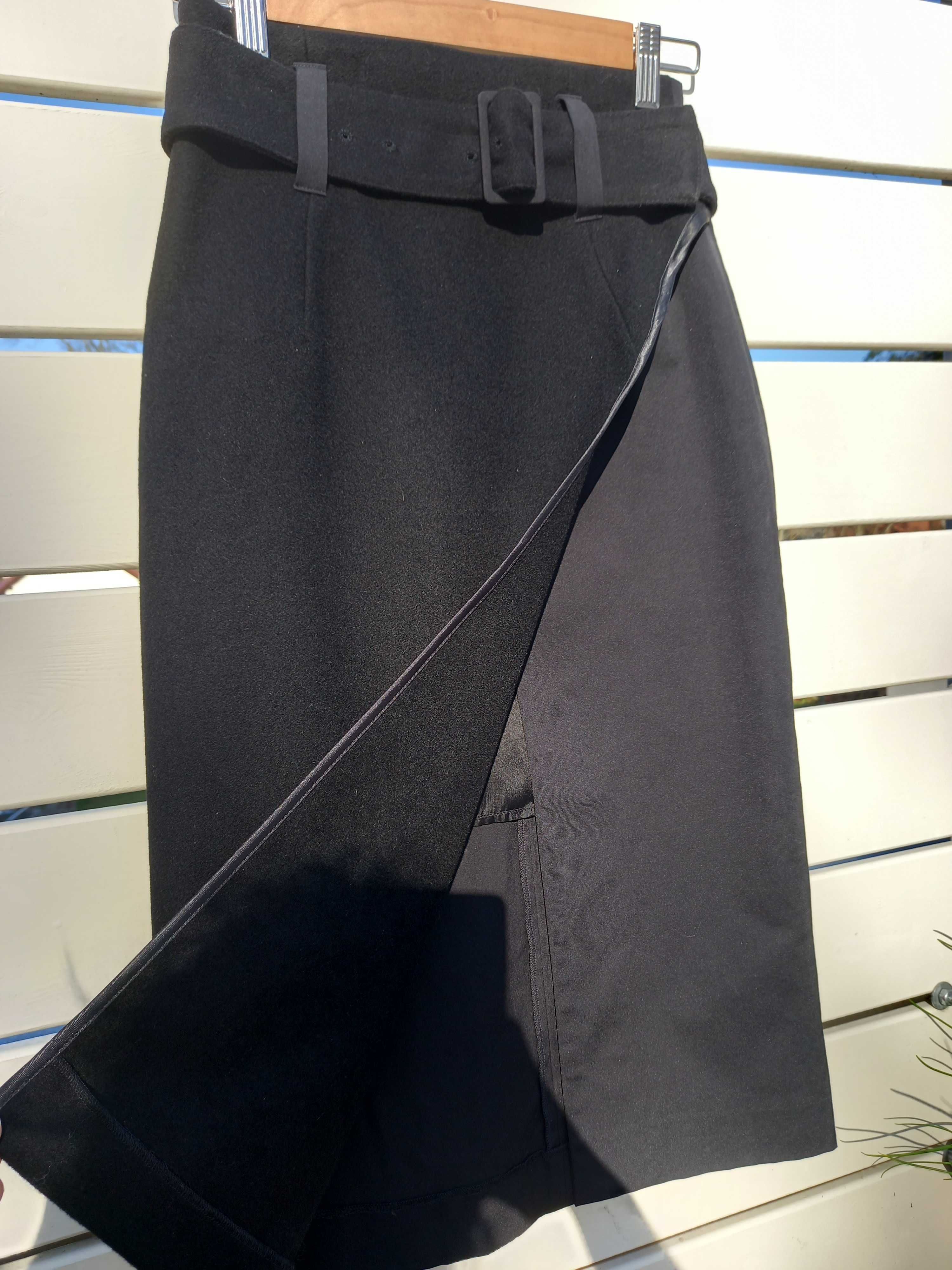 Spódnica damska ołówkowa Schumacher czarna z paskiem XS/ S 36
