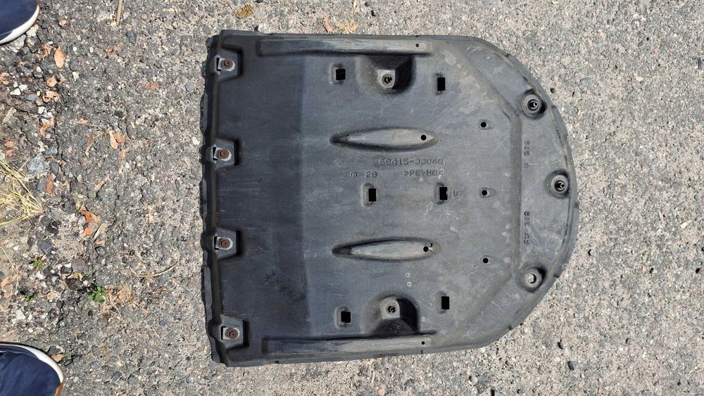 Захист днища для Toyota Camry 50/55 Каталожний номер	
58415-33040