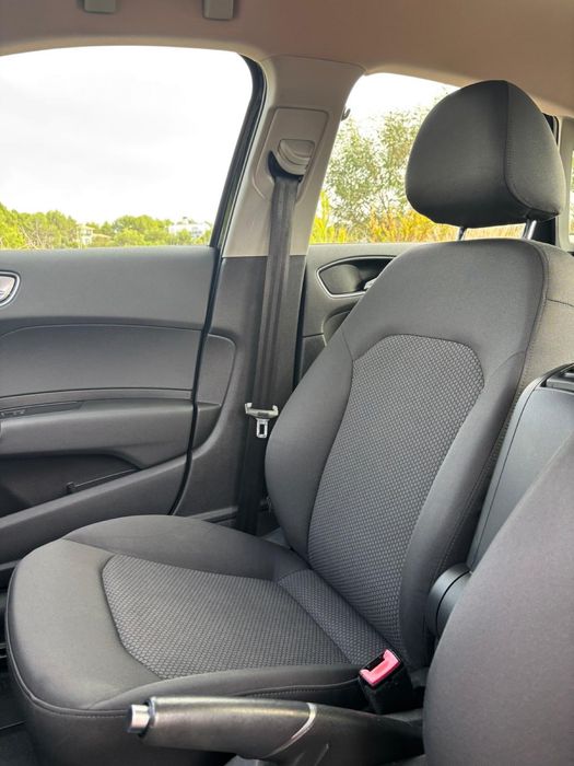 AUDI A1  1.4 TDI  ULTRA • 2015 • 127.500 Kms