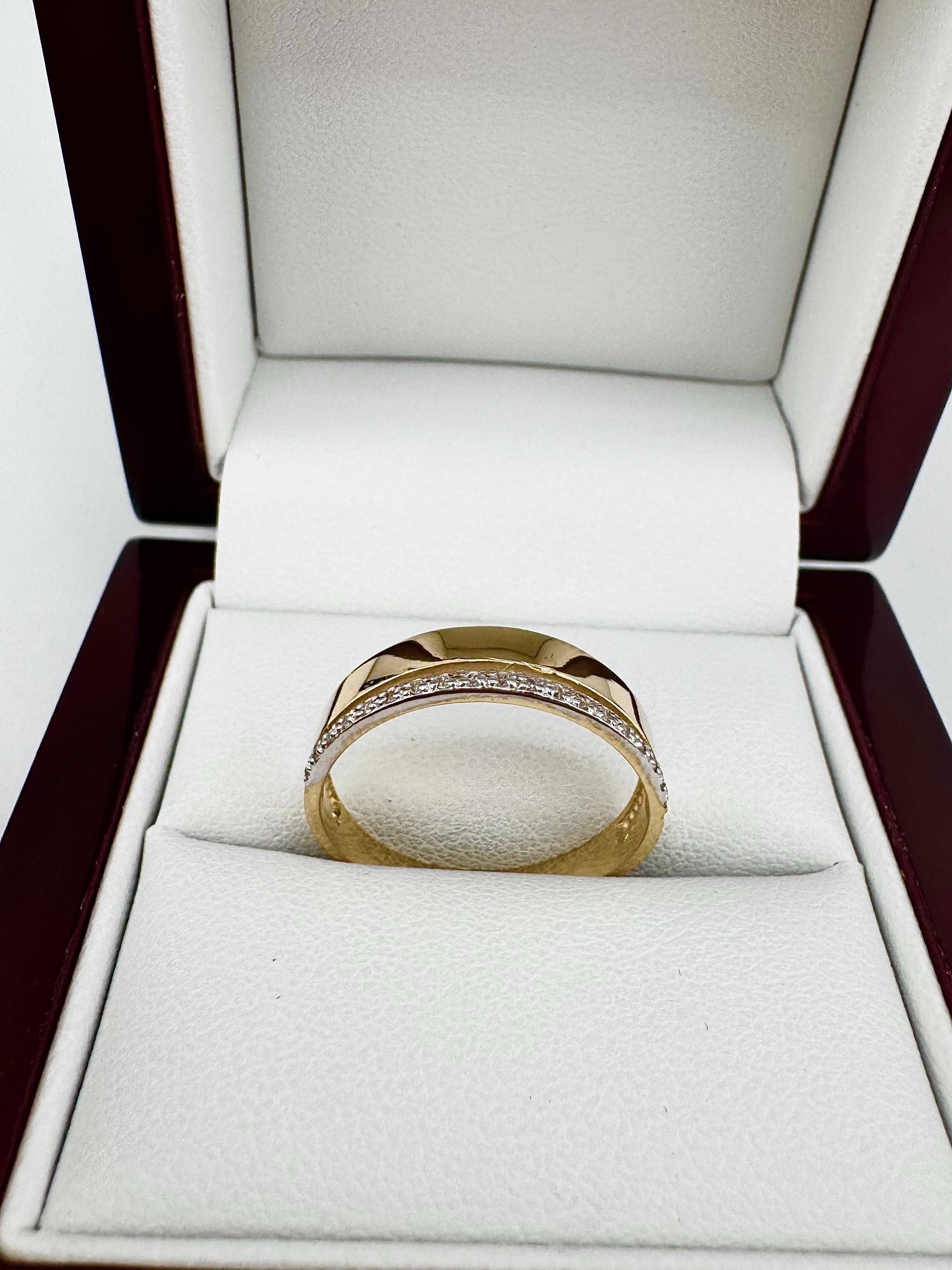 Elegancki złoty pierścionek 2,29g PR.585 14K R.18