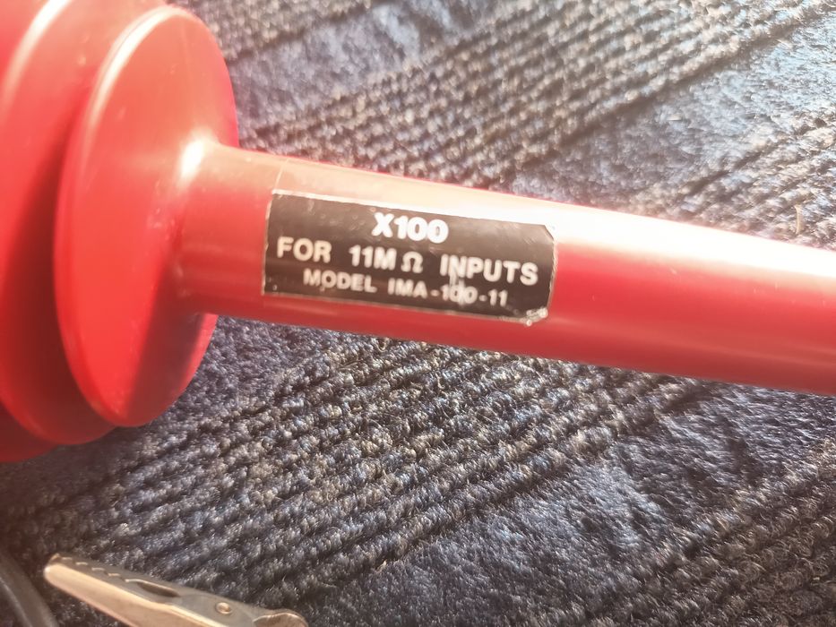 Sonda alta tensao Heathkit, a sonda IMA-100-11