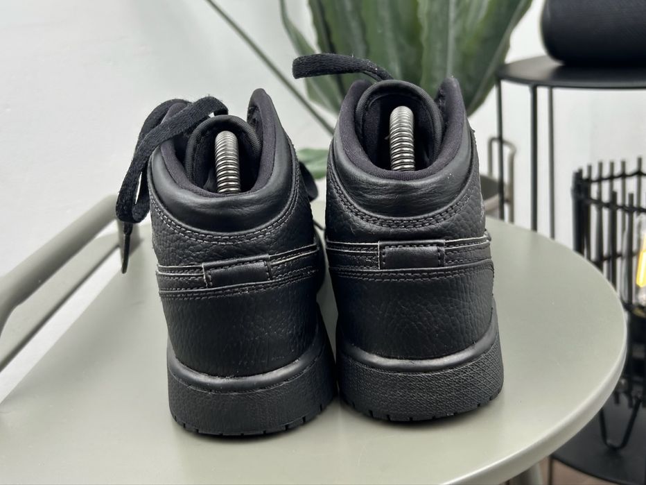 Оригінал! Кросівки Jordan Air 1 36.5 розмір М05285