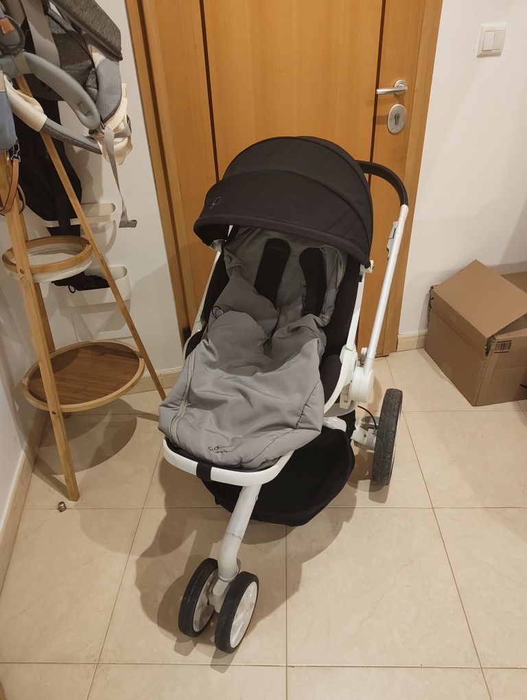 Carrinho de bebé Quinny Mood