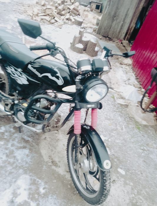 Продам мустанг 125