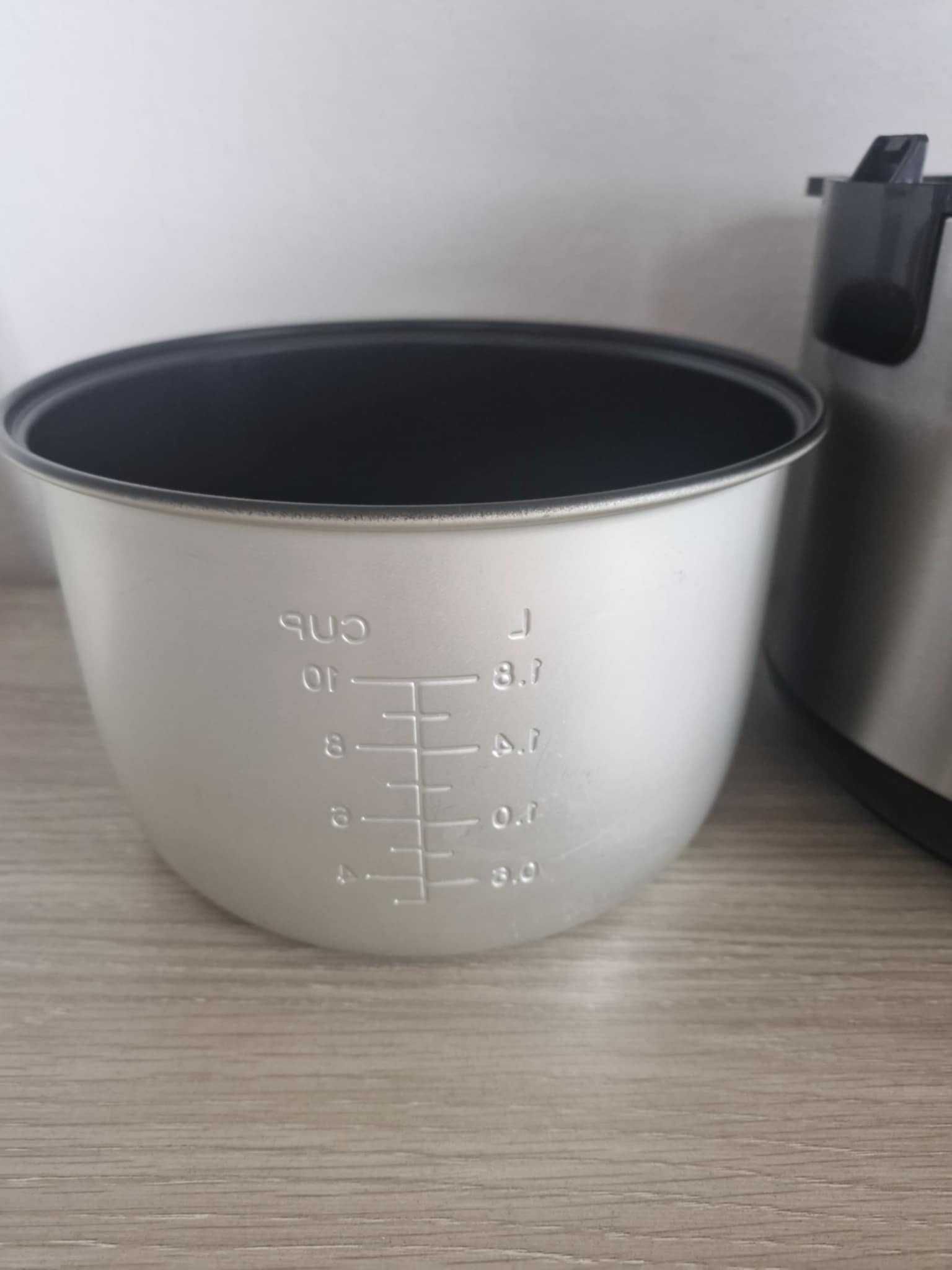 Multicooker Delimano o mocy 700 W, pojemność 5 l - stan idealny.