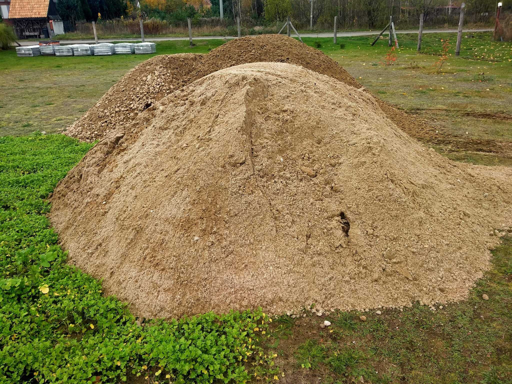 Żwir drenażowy, piasek, ziemia.
