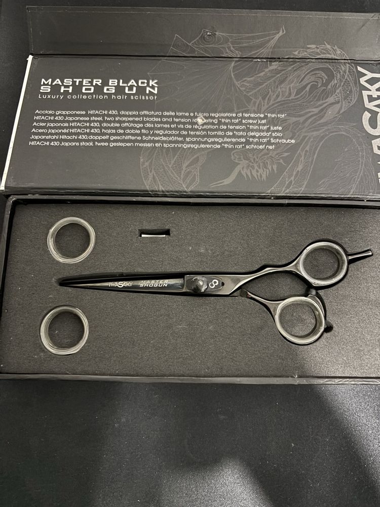 Tesoura Profissional Iwasaky Master Black Shogun 6.0” (como nova)