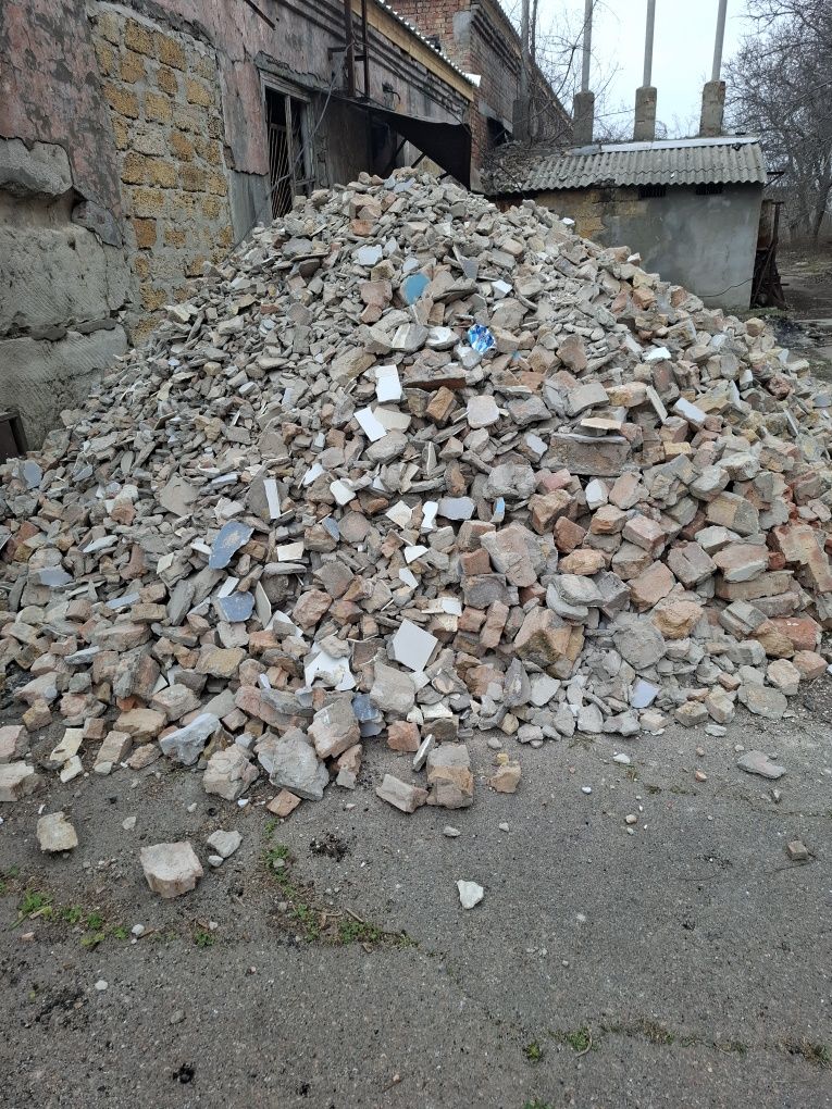 Віддаєм безкоштовно будівельні відходи