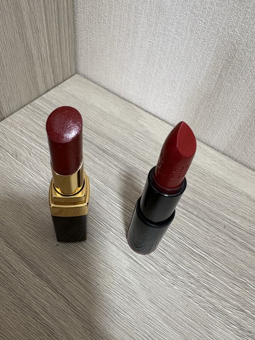 Помада Givenchy