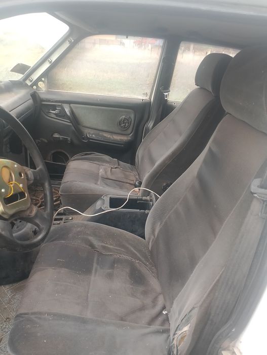 Продам газ 3110 кузов или по запчастям