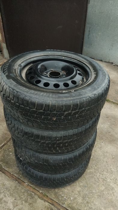 Комплект шин на дисках 195 65 15 (6j15h2)