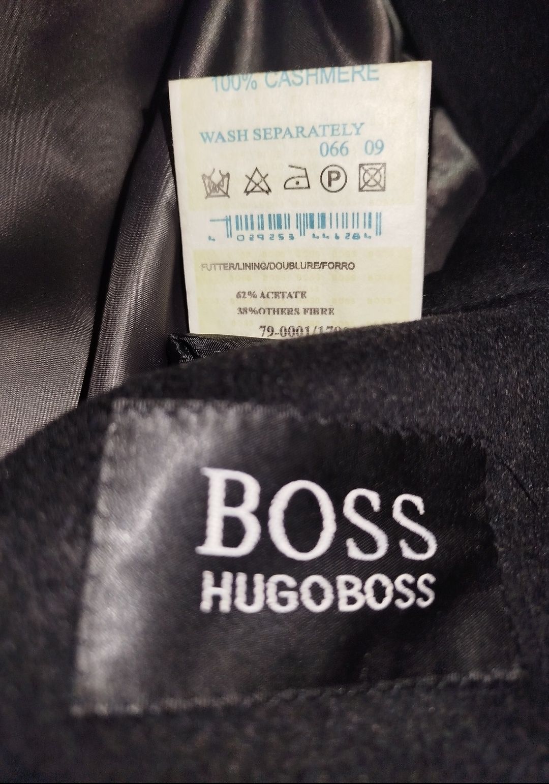 Пальто кашемир фирменное HUGO BOSS