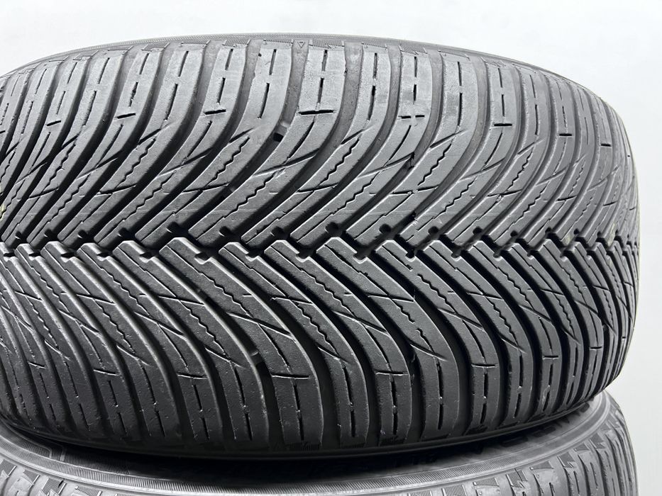 2шт бу всесезон 245/45/R18 6,5мм 2022р Maxxis Premitra All Season AP3