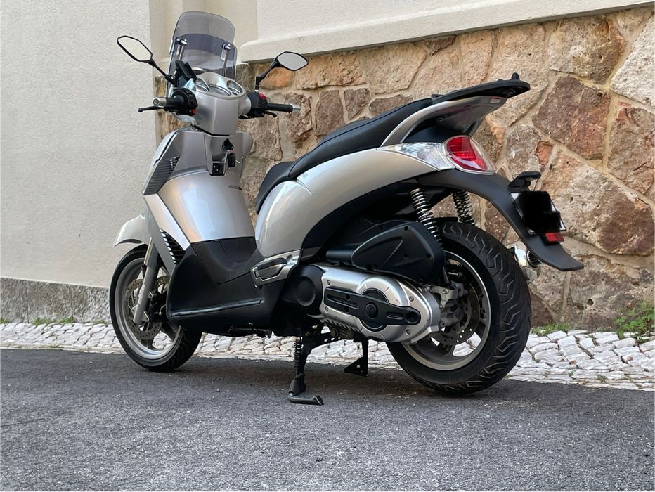 Aprilia Scarabeo 500ie light