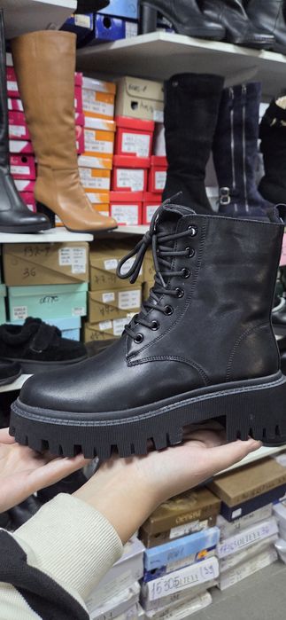 1700 грн натуральна шкіра