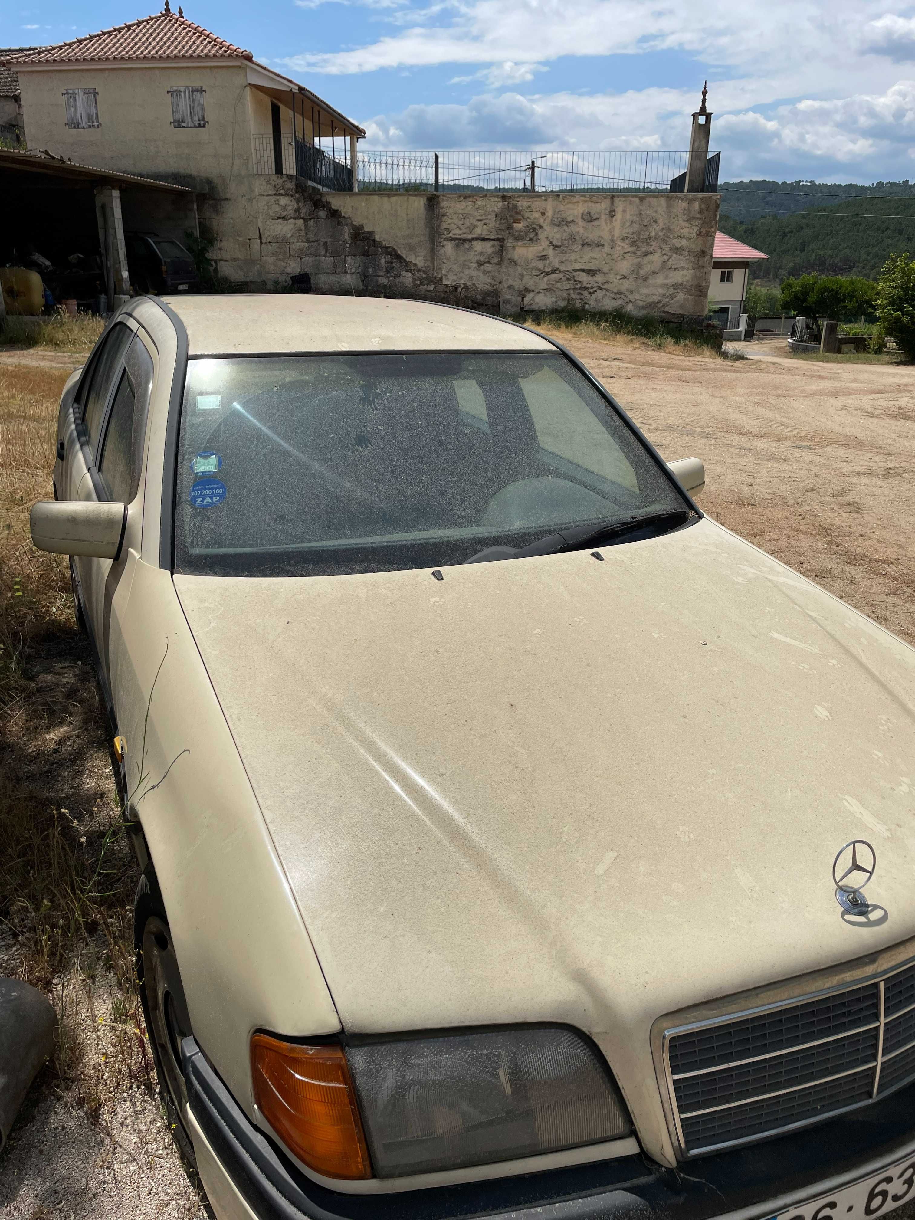 Mercedes-Benz E250