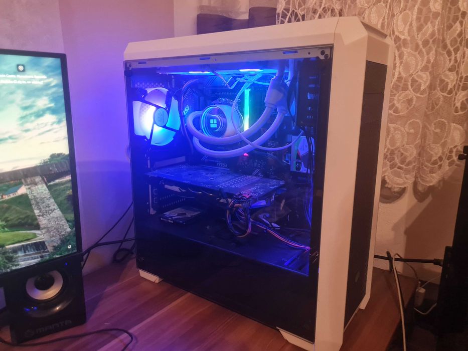 Komputer stacjonarny do gier Ryzen 5 9600x Nowe podzespoły