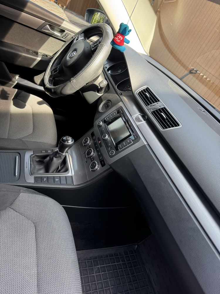 Продам Volkswagen passat B7