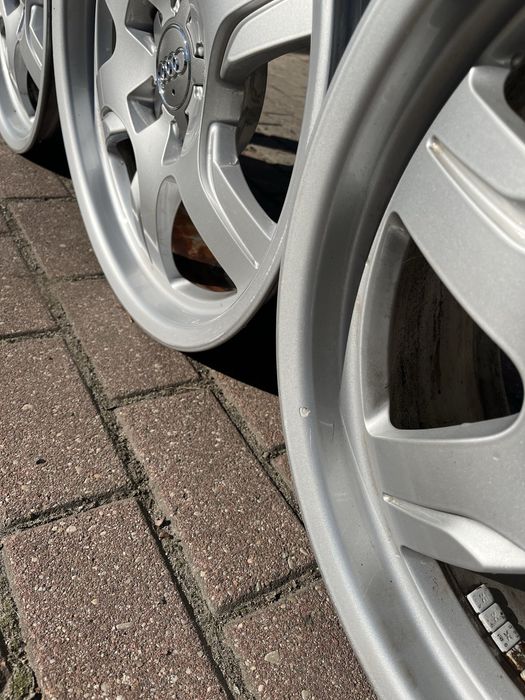 Felgi 5x112 17 cali Audi VW Skoda a4b9 a6c7