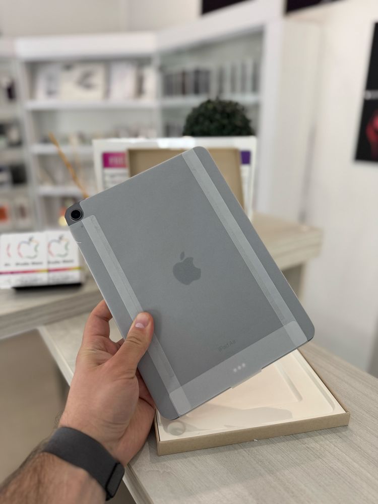 New Apple iPad Air 5 M1 64Gb Space Gray Wi-Fi (MM9C3)