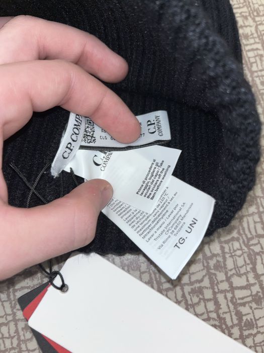 Шапка CP Company gabba version