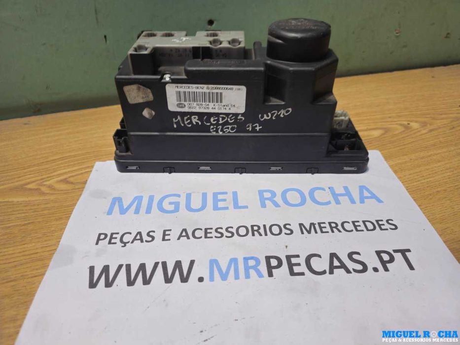 Diversas bombas / motores de fecho central Mercedes Classe C W202
