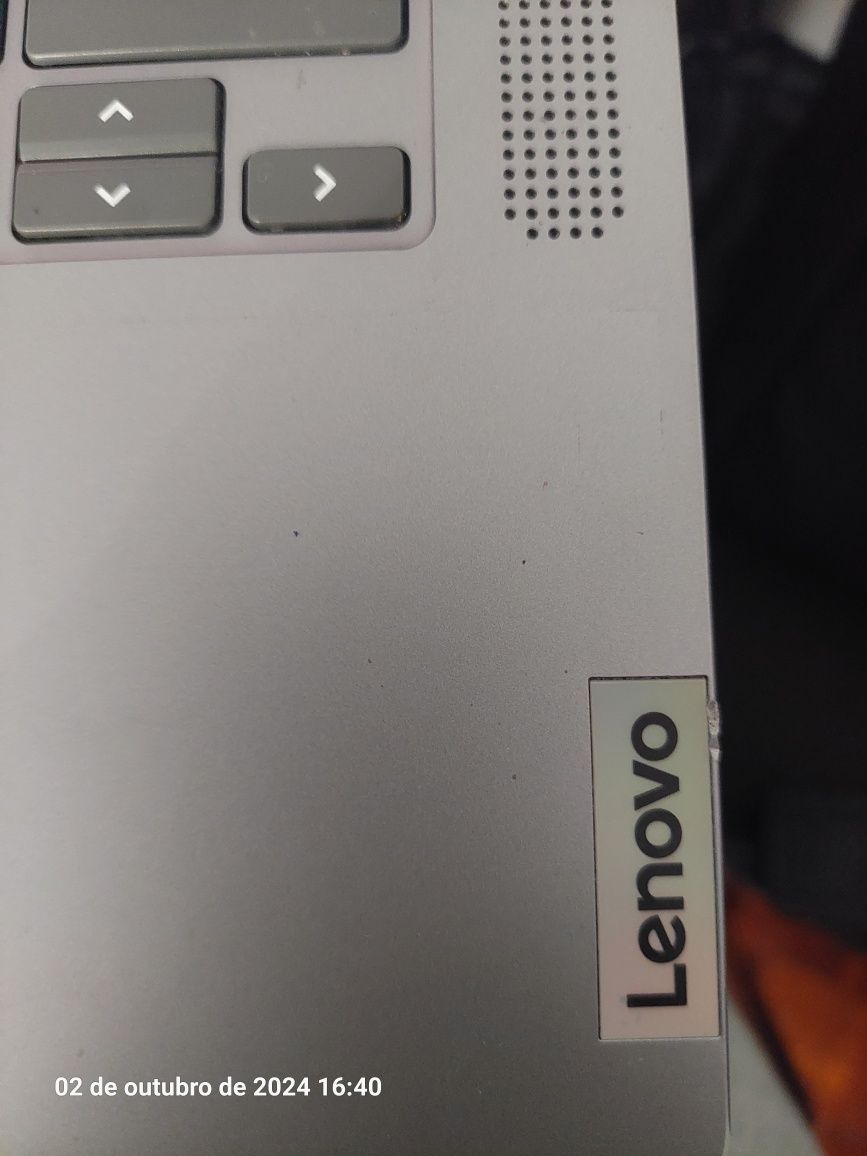 Computador portátil lenovo chromebook