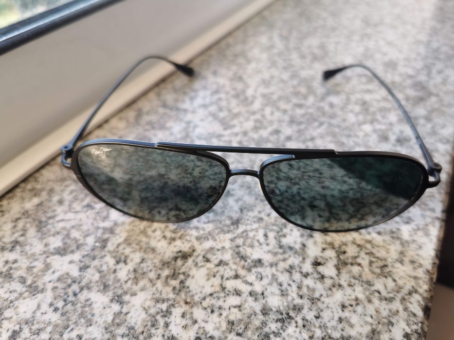 Óculos de Sol Maui Jim 543 2M Polarizados e de Titânio