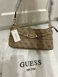 Brazowa torebka guess