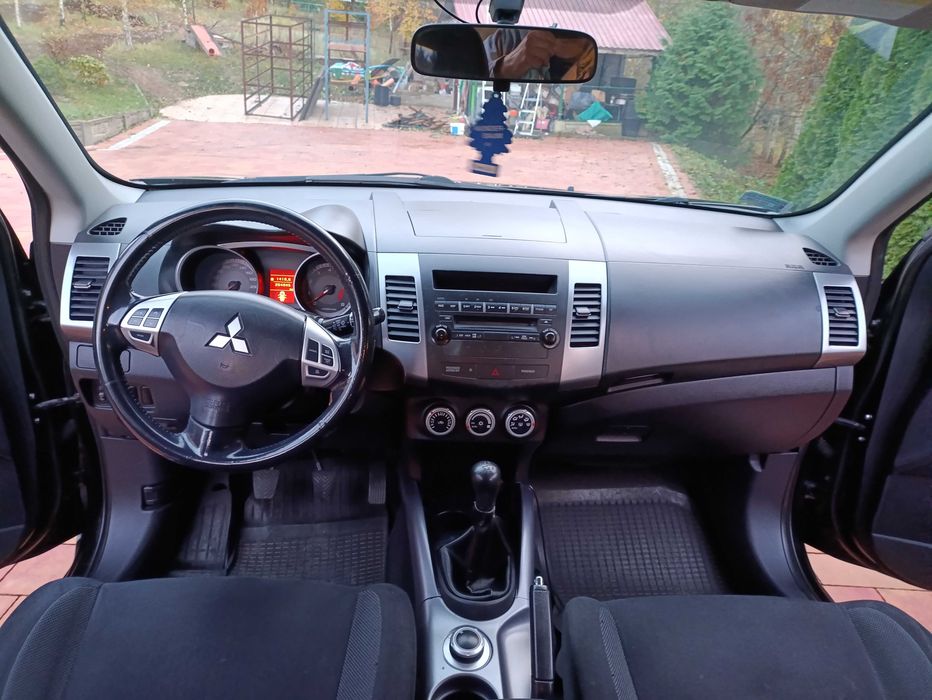 Mitsubishi Outlander 2.4b,gaz4X4