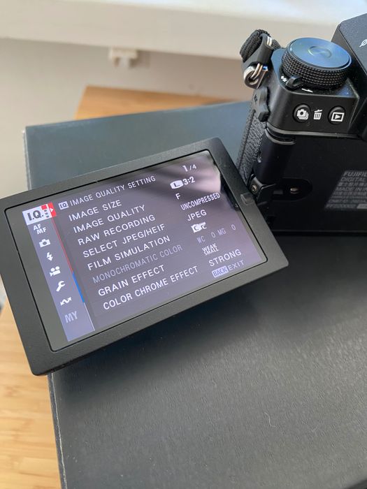 Aparat Fujifilm X-S20 jak NOWY / gwarancja do 09.2027 / przebieg 994