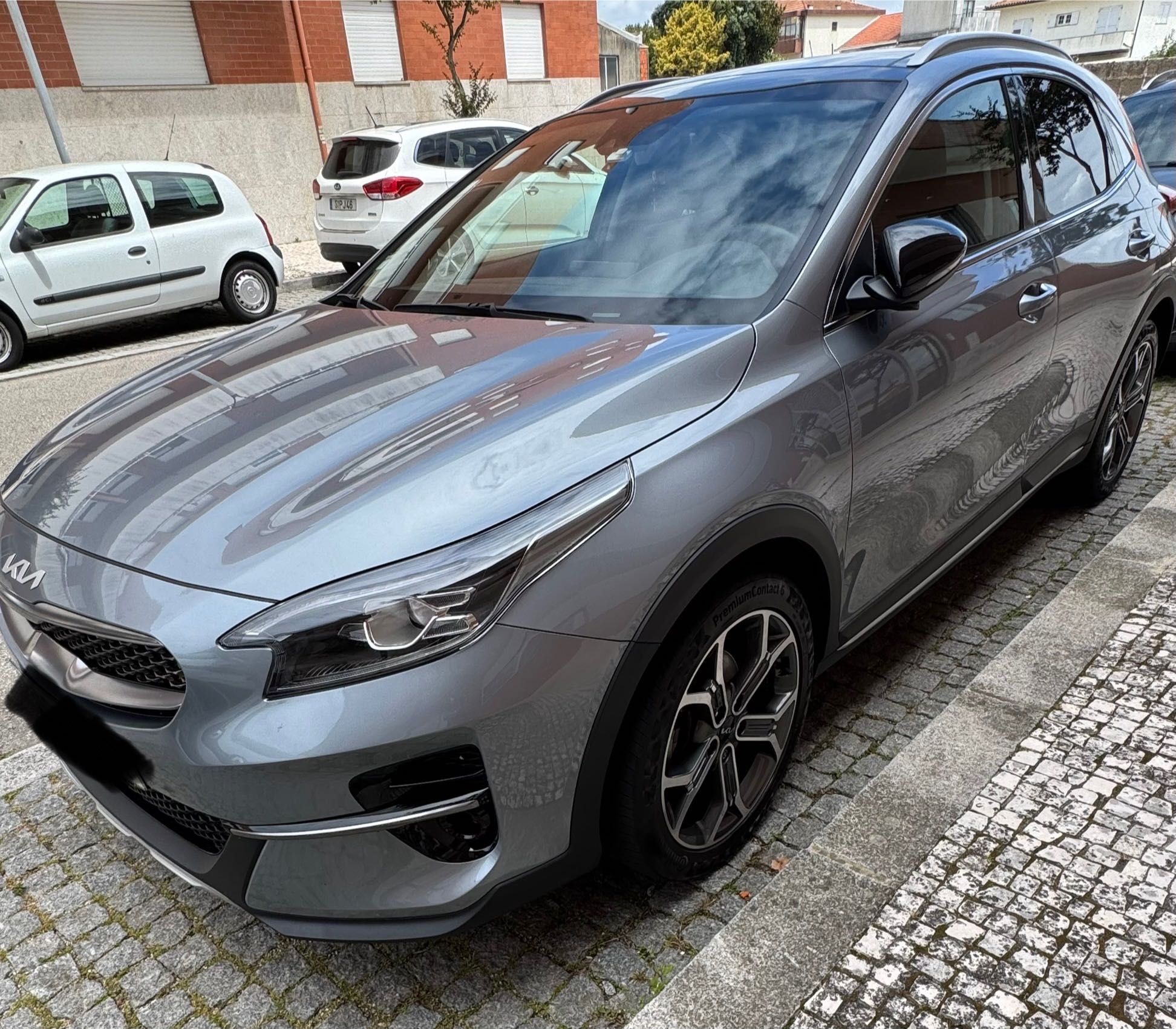 Kia XCeed 1.0 T-GDi Tech 2022 – SUV compacto em excelente estado!