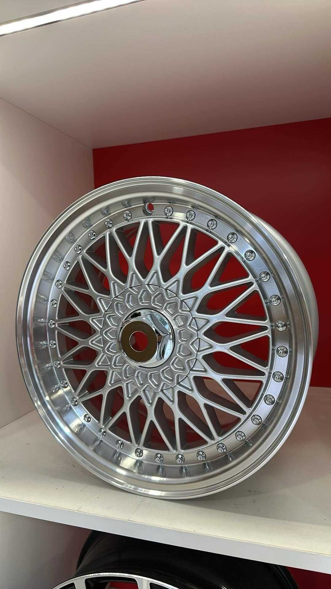 Jante Look BBS RS R14x6.5J Et35 4x100/114 Cinza / Polido
