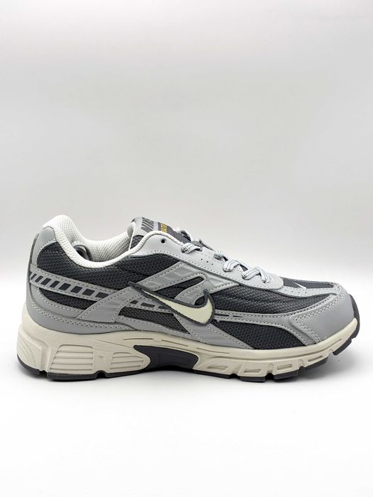 Зимні жіночі кросівки найк світлі сірі гортекс термо на флісі