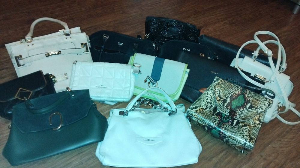Жіночі сумки одним лотом