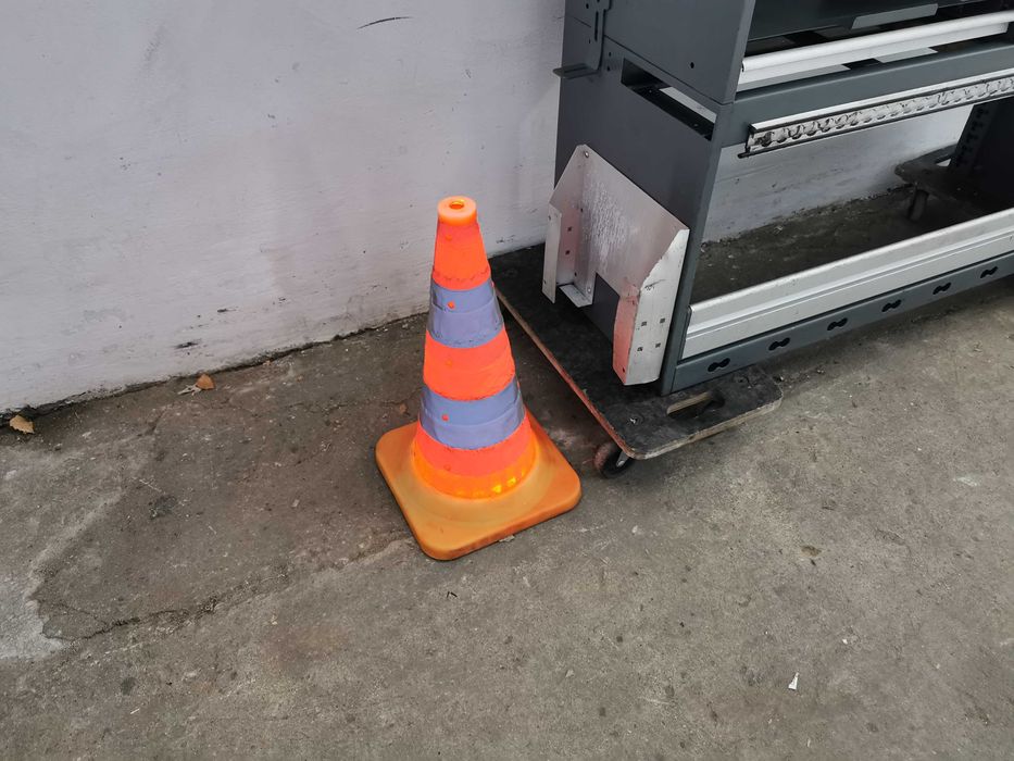 Regały szafki półki do busa zabudowa serwisowa warsztat WURTH ZESTAW