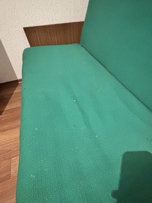 Диван розкладний 500 грн