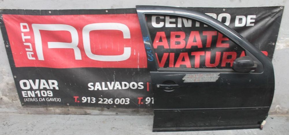 Porta da Frente do Lado Direito Volkswagen Golf IV