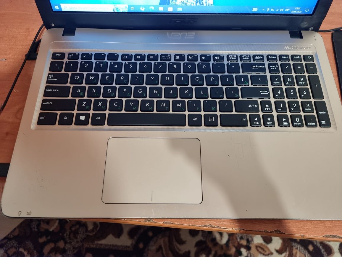 Ноутбук Asus X540LA