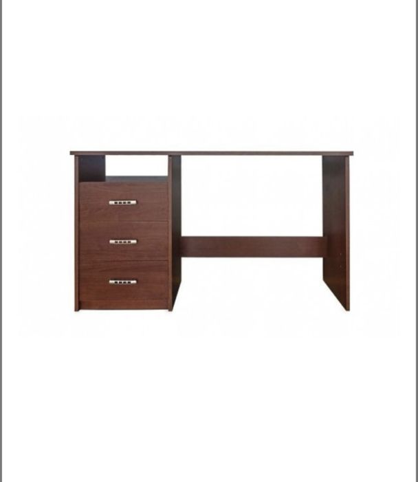 Стол письменный