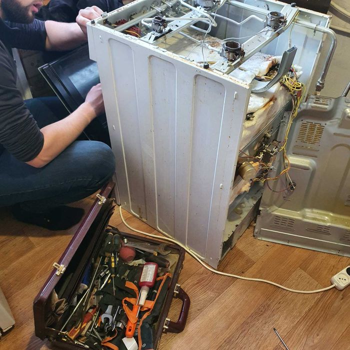 Послуги ремонту обслуговування газових плит, поверхонь колонок, котлів