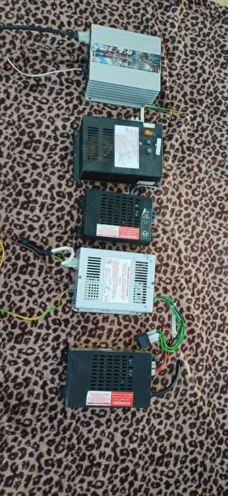 Zasilacz Przetwornica, Ładowarka 230V/ 12V przyczepa kempingowa kamper