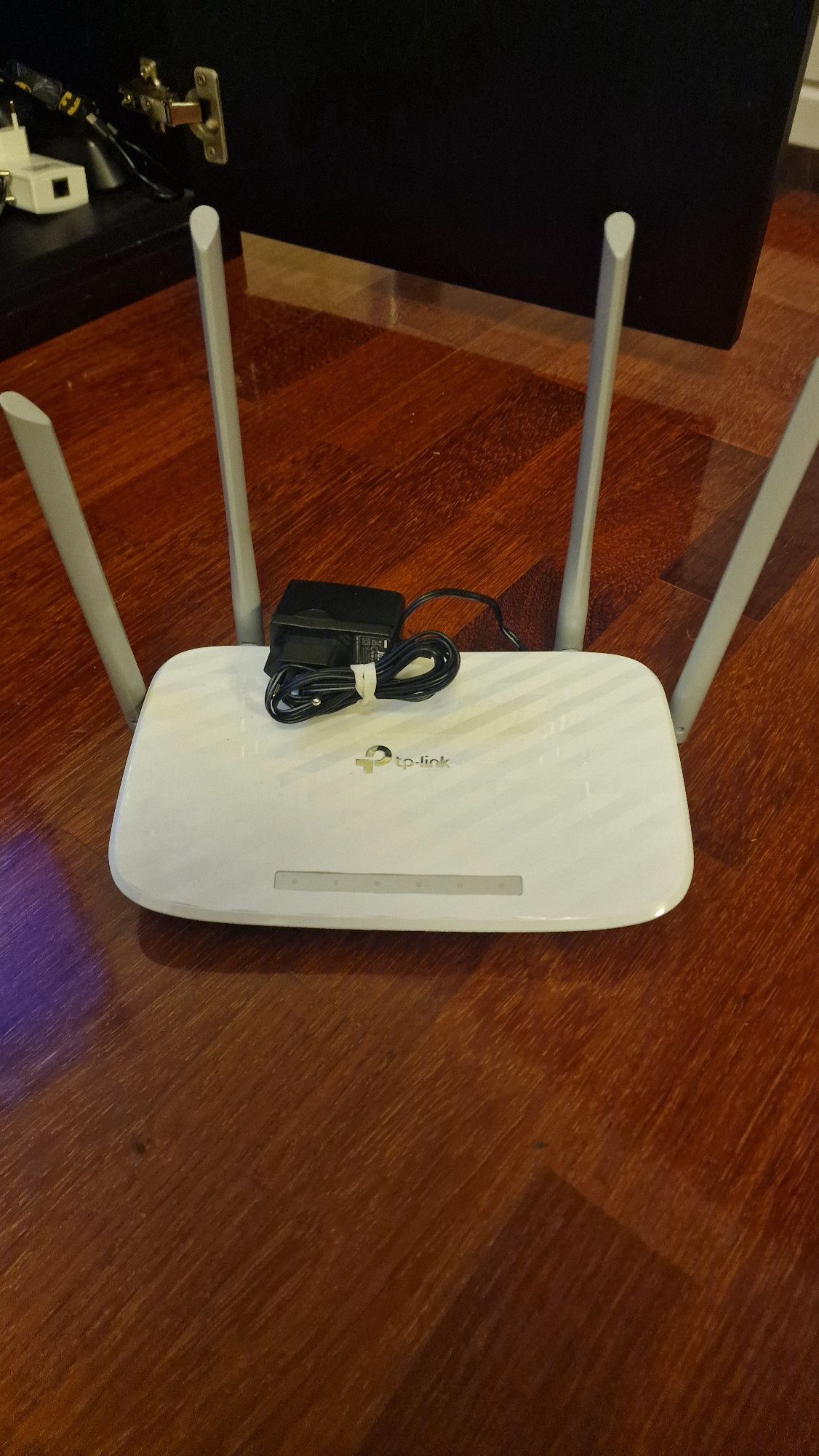 Tp-link Archer C50 AC1200 Wireless Dual Band Router
AC1200 Wireless Du