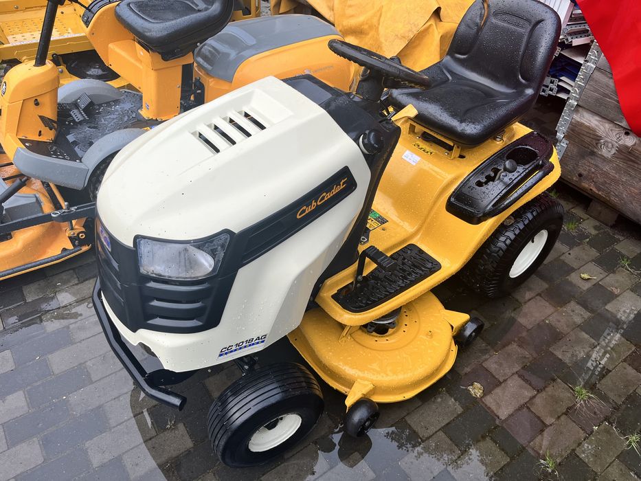 Traktorek Cub Cadet CC 1018 AG 18 KM