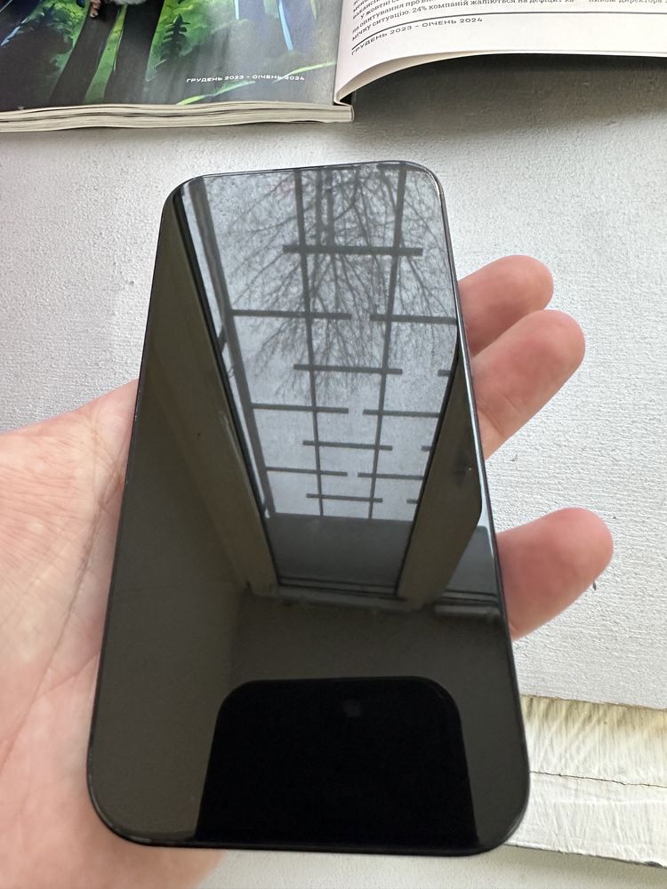 Продажа, обмен Кредит iPhone 15 Pro 256gb blue Titanium Newerlock