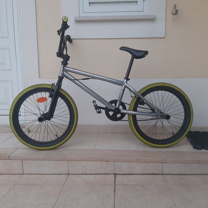 Bicicleta de manobras bmx
